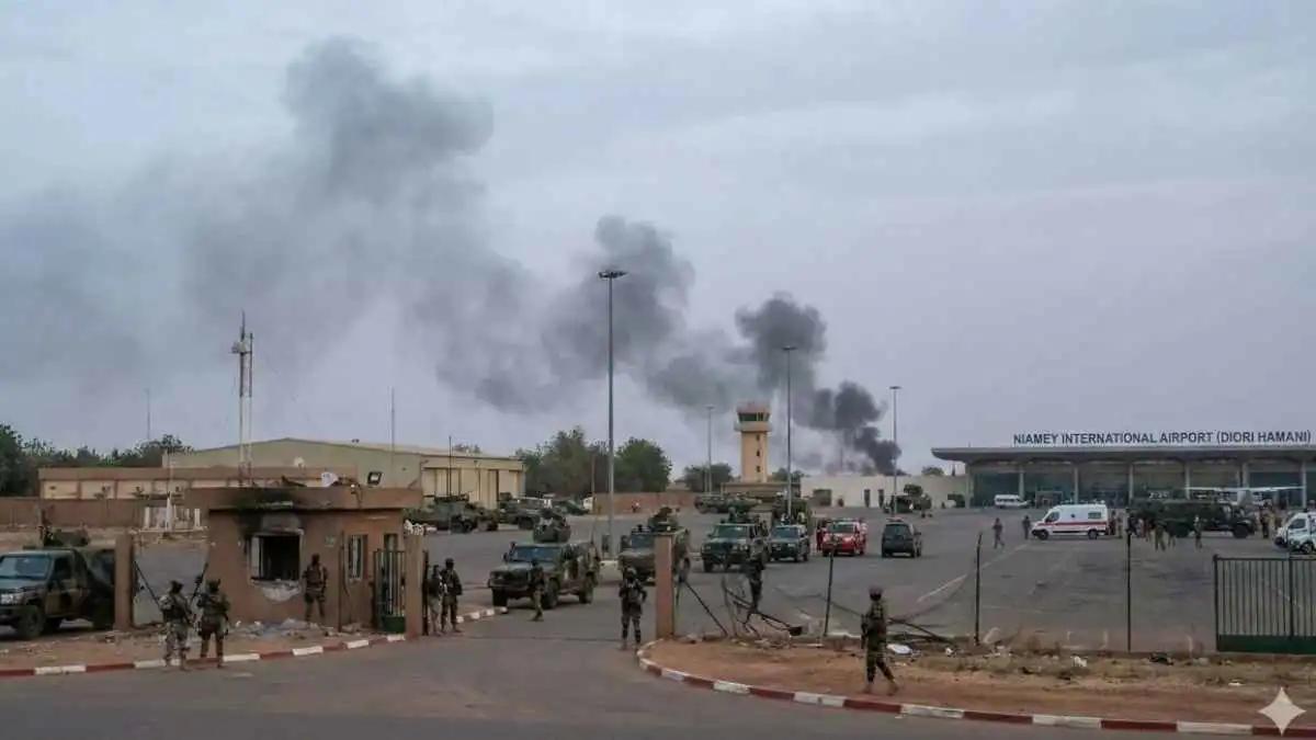 Ingabo za Niger hafi y'Ikibuga Mpuzamahanga cya Diori Hamani na Base 101